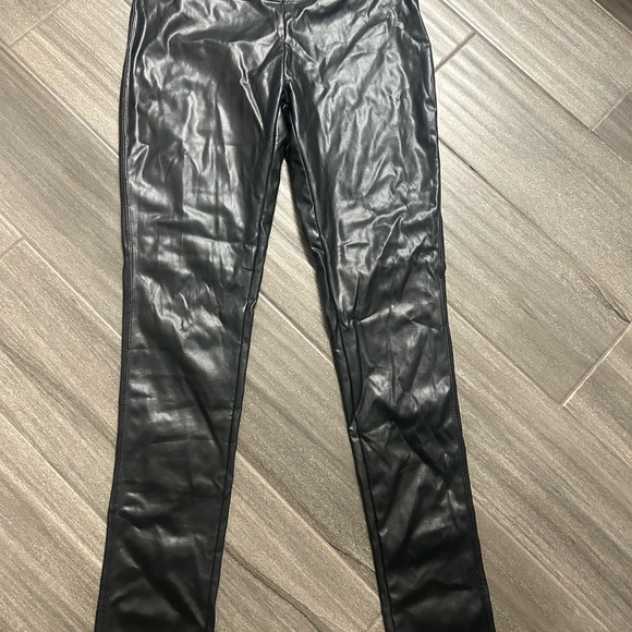 Guilty, faux leather, leggings, small - Picture 2 of 3